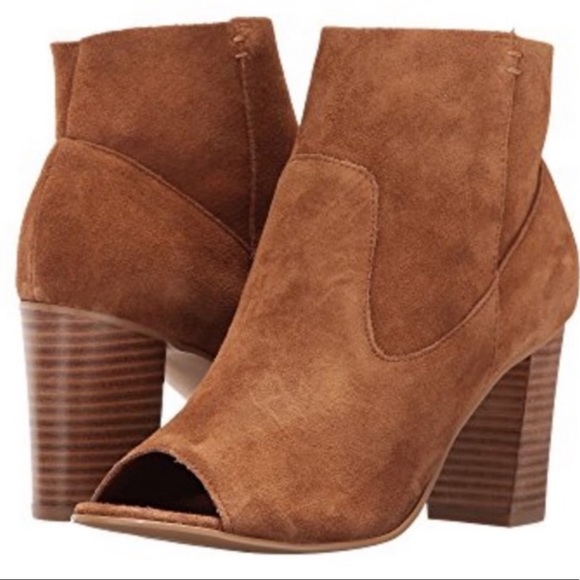 Steve Madden Shoes - Steve Madden Melena Bootie 8.5